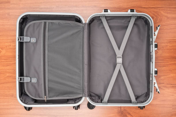 تصویر 3 از چمدان دانشجویی فریم دار ترولی با محفظه لپ تاپ